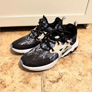 Nike Kids Sneakers - Black and White Lightning